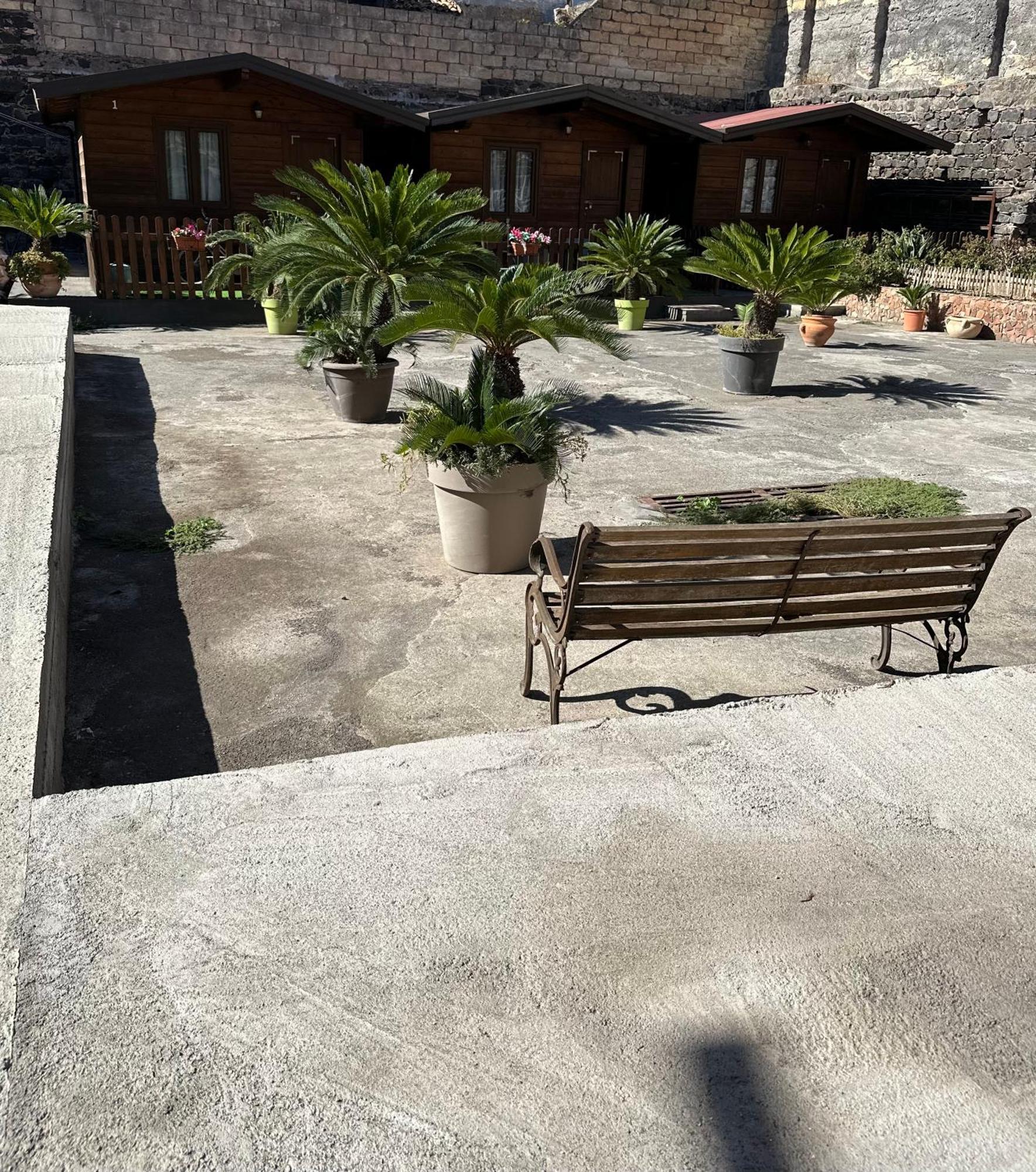 Вилла Garden Of Bitter Катания Экстерьер фото